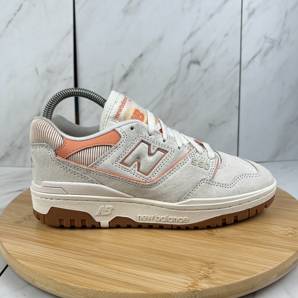 New Balance 550 Womens Size 7 B Sea Salt Linen Suede Sneakers Shoes BBW550SL